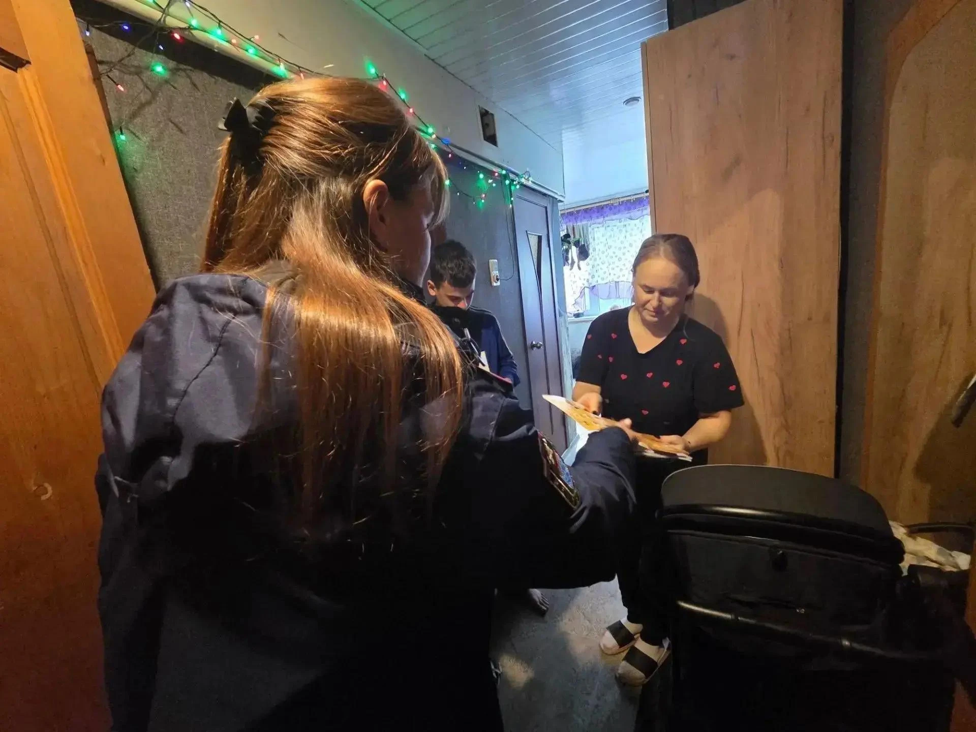 🏠 Там, где риск выше: инструктор Леноблпожспас рассказала жителям бараков и деревянных...