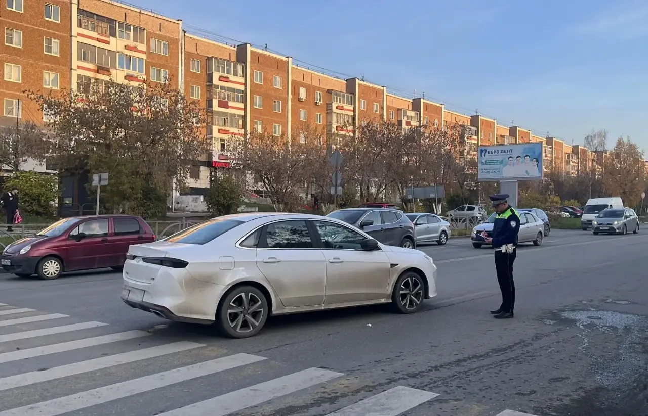 Женщина попала под колеса иномарки в Первоуральске