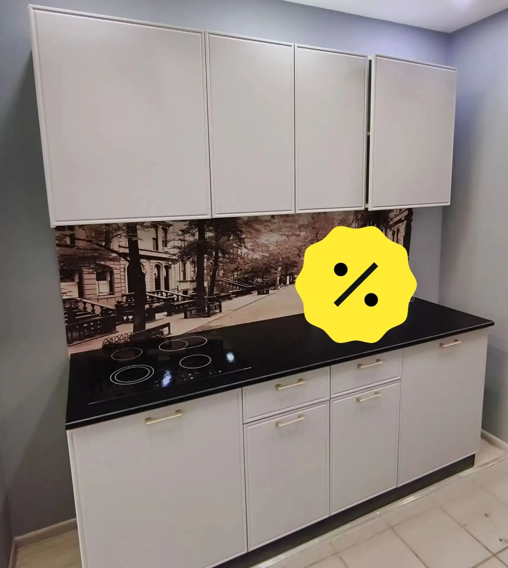 Продам новый кухонный гарнитур цена 19 999 руб..г. Оренбург ул. Планерная д. 11