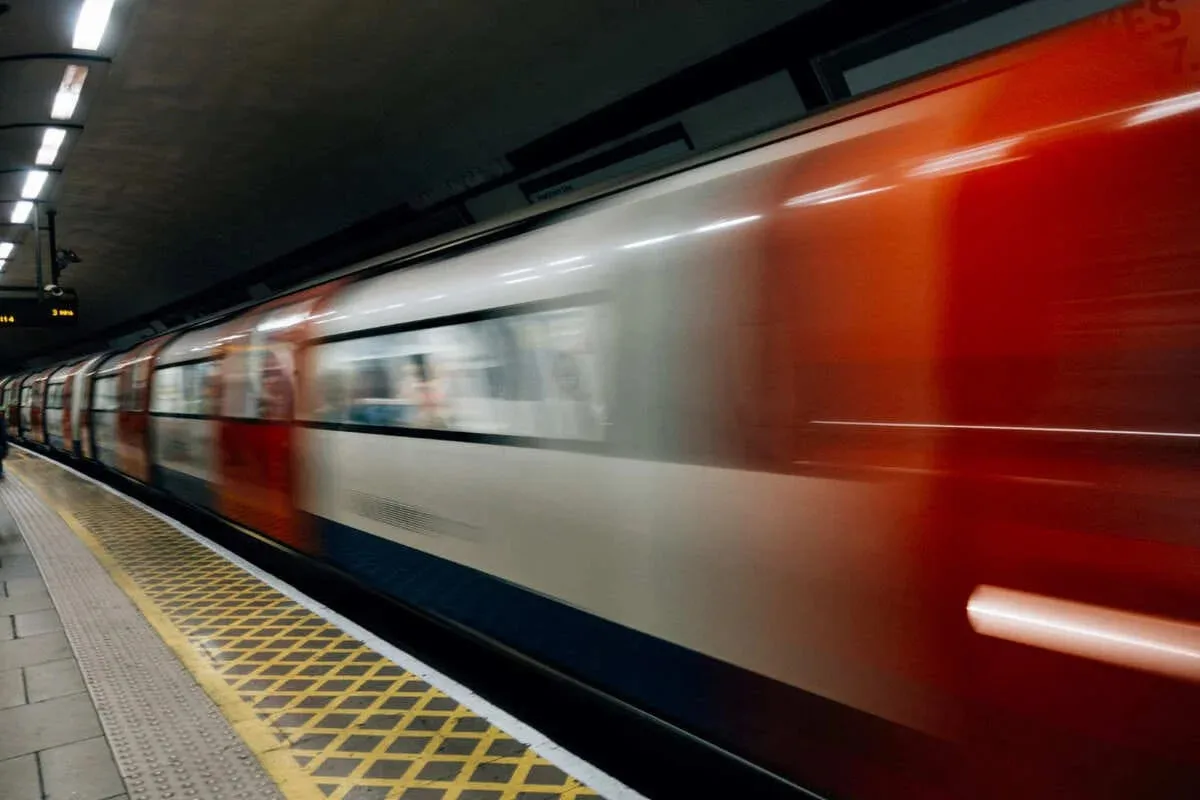 Метро в Екатеринбурге хотят продлить за «Проспект Космонавтов» — названы две возможные ...