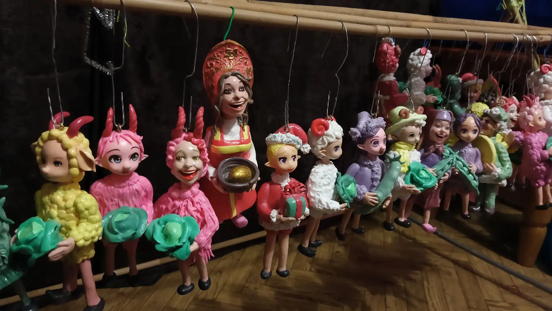 Принимаю заказы на новогодние подарки. Мои ëлочные игрушки -это 🧙‍♂️ сказочный народ: ...