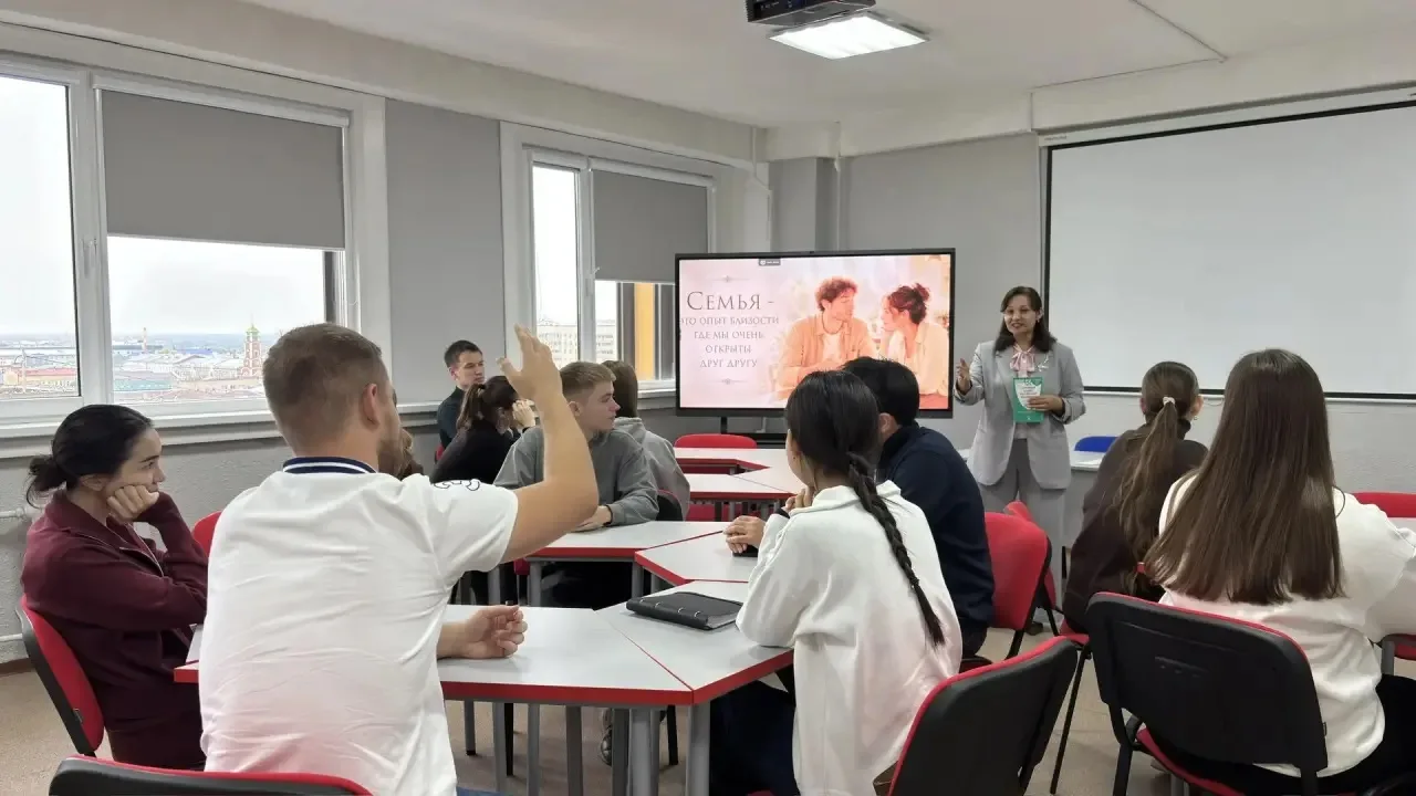⭐️ В Оренбургском институте (филиале) МГЮА отметили День беременных открытым диалогом и...