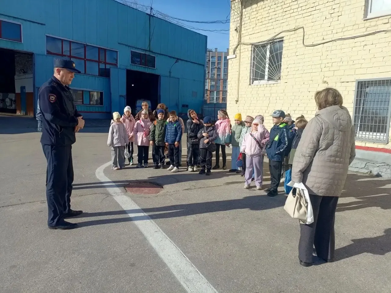 🚔9 октября учащиеся 2-а класса посетили Полк патрульно-постовой службы полиции.🚔