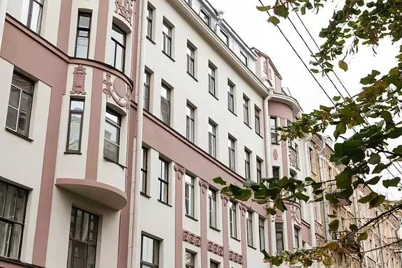 ⚒ Завершается капитальный ремонт фасада исторического жилого дома в Петроградском район...
