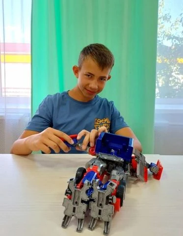 Ищем самых лучших и подготовленных родителей для Андрея!