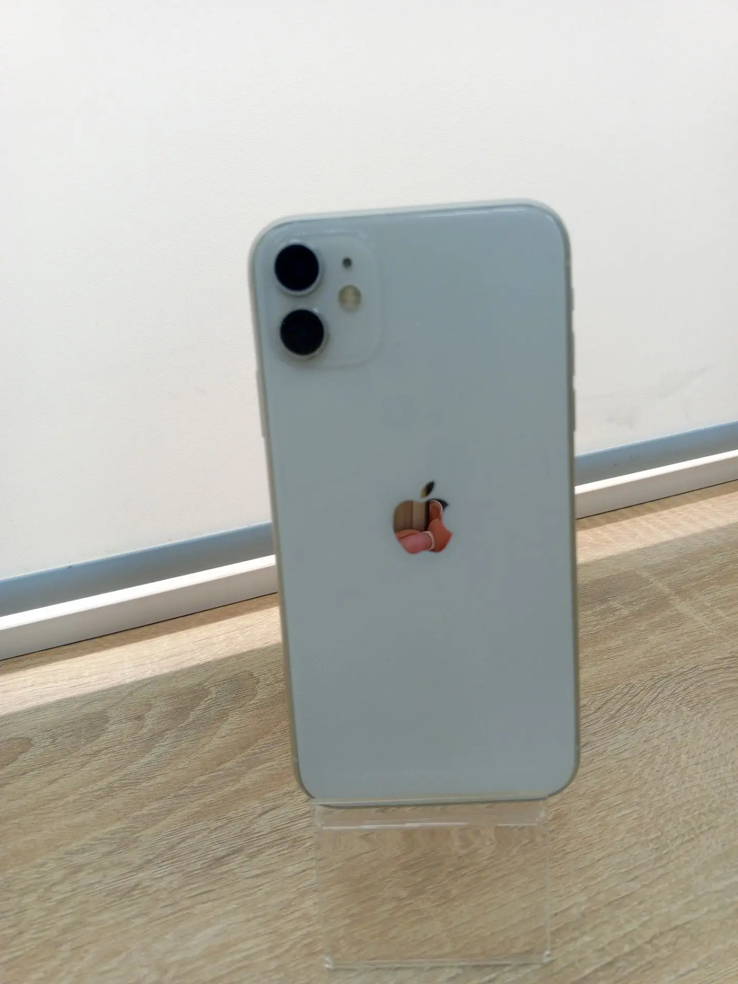 Мобильный телефон iPhone 11 128 gb