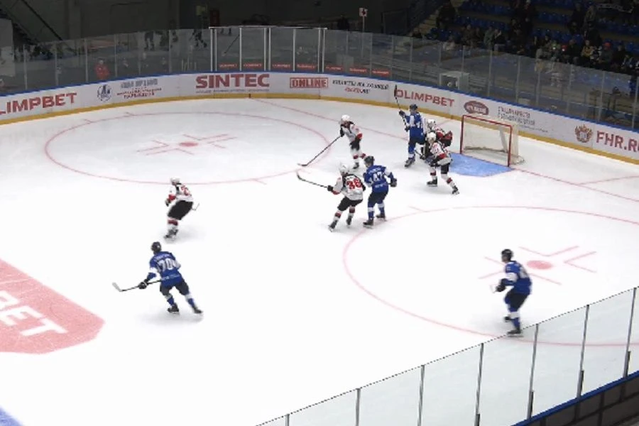 🏒 Хоккейный клуб "Тамбов" победил ХК "Зауралье"