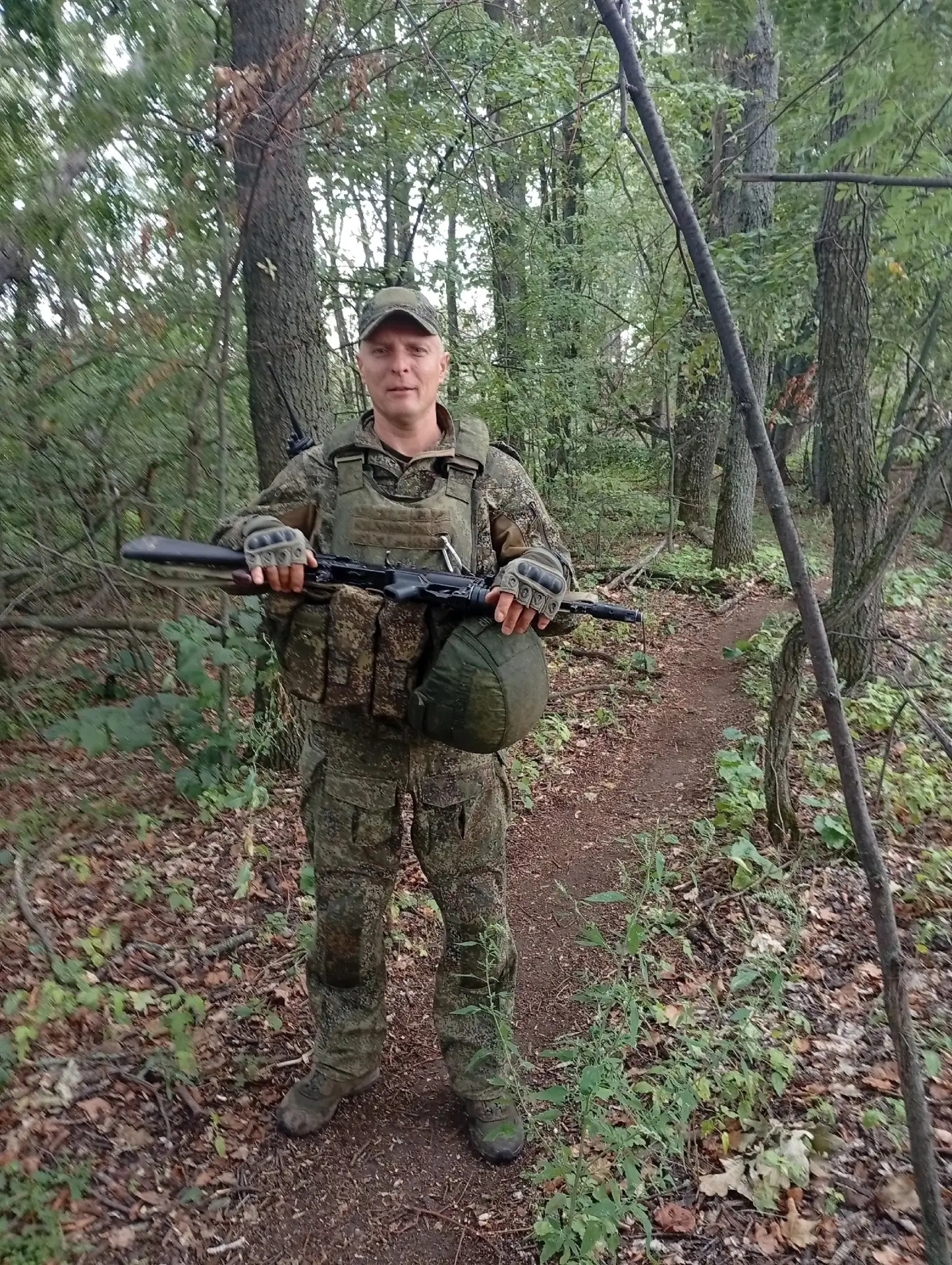 Ребята из 4А уже принимают участие в конкурсе «Папа в объективе»! 📸 А Вы еще нет?!