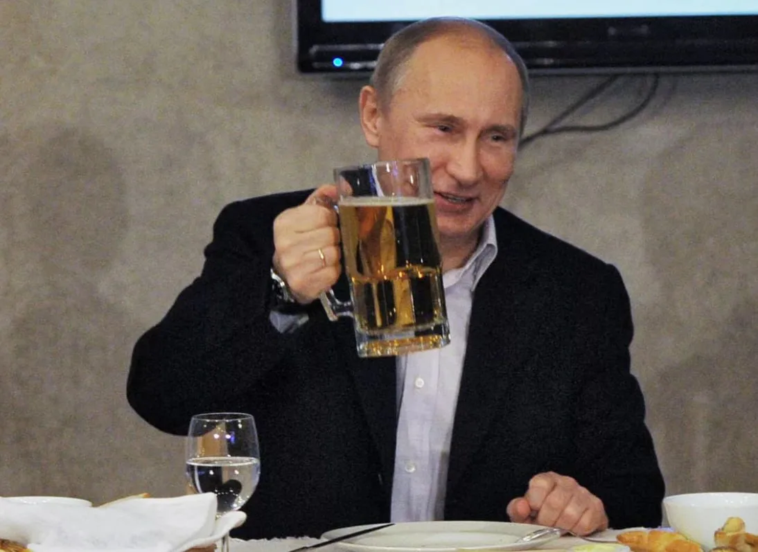 Без лишних слов - здравия Главнокомандующему и многая лета!