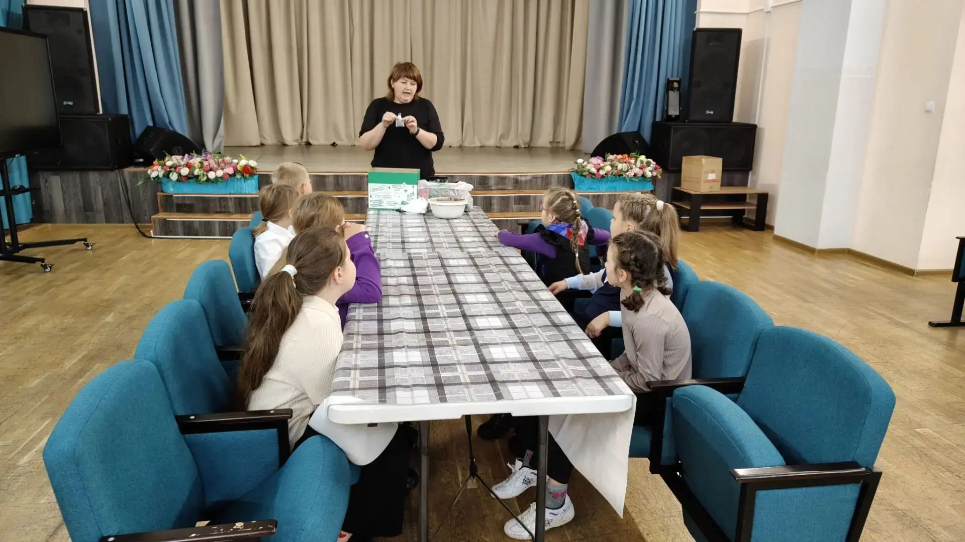 Представитель  комитета семей  воинов - отечества Филина Татьяна Владимировна провела д...