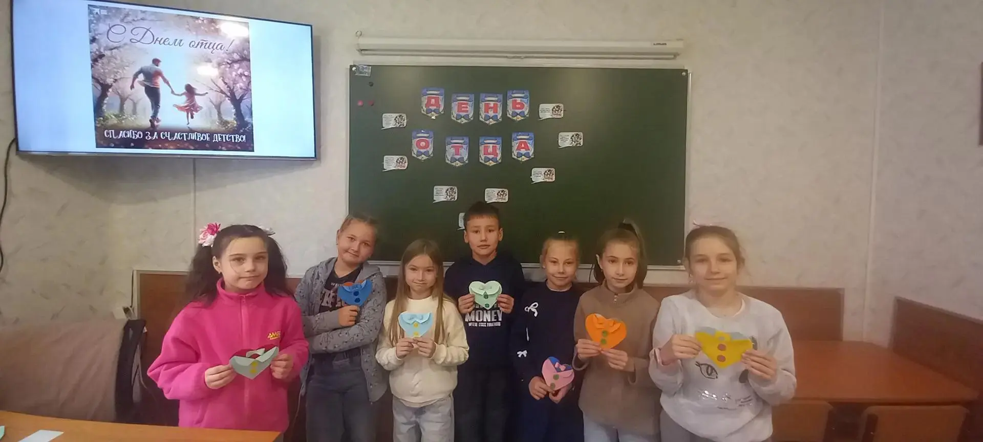 В нашей жизни очень много праздников, однако есть совершенно особые — те, от которых ве...