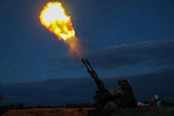 Силы ПВО в течение ночи ликвидировали 902 украинских дрона