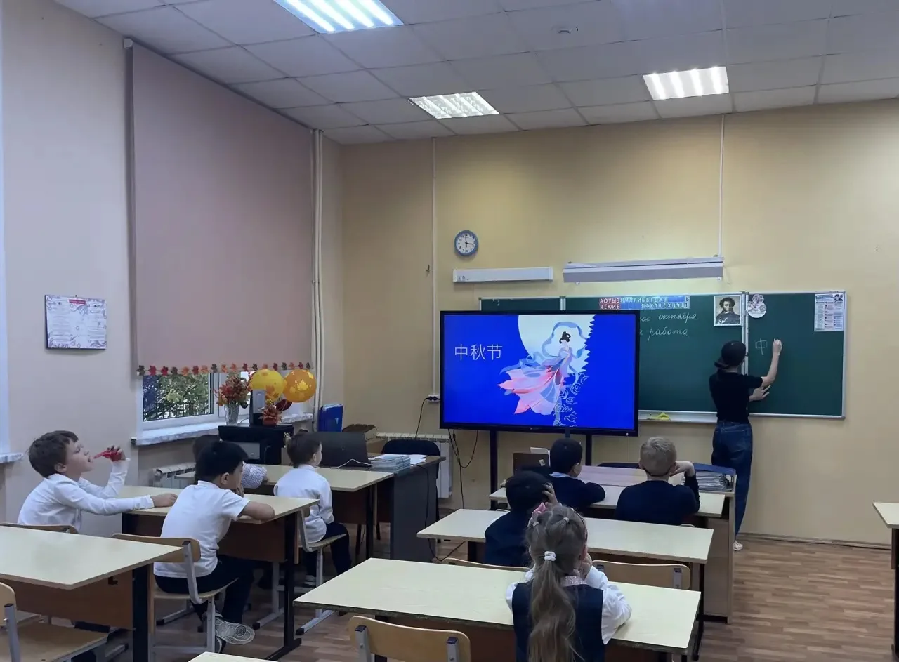 Нихао, друзья! Или, как говорят в Китае: 你好!