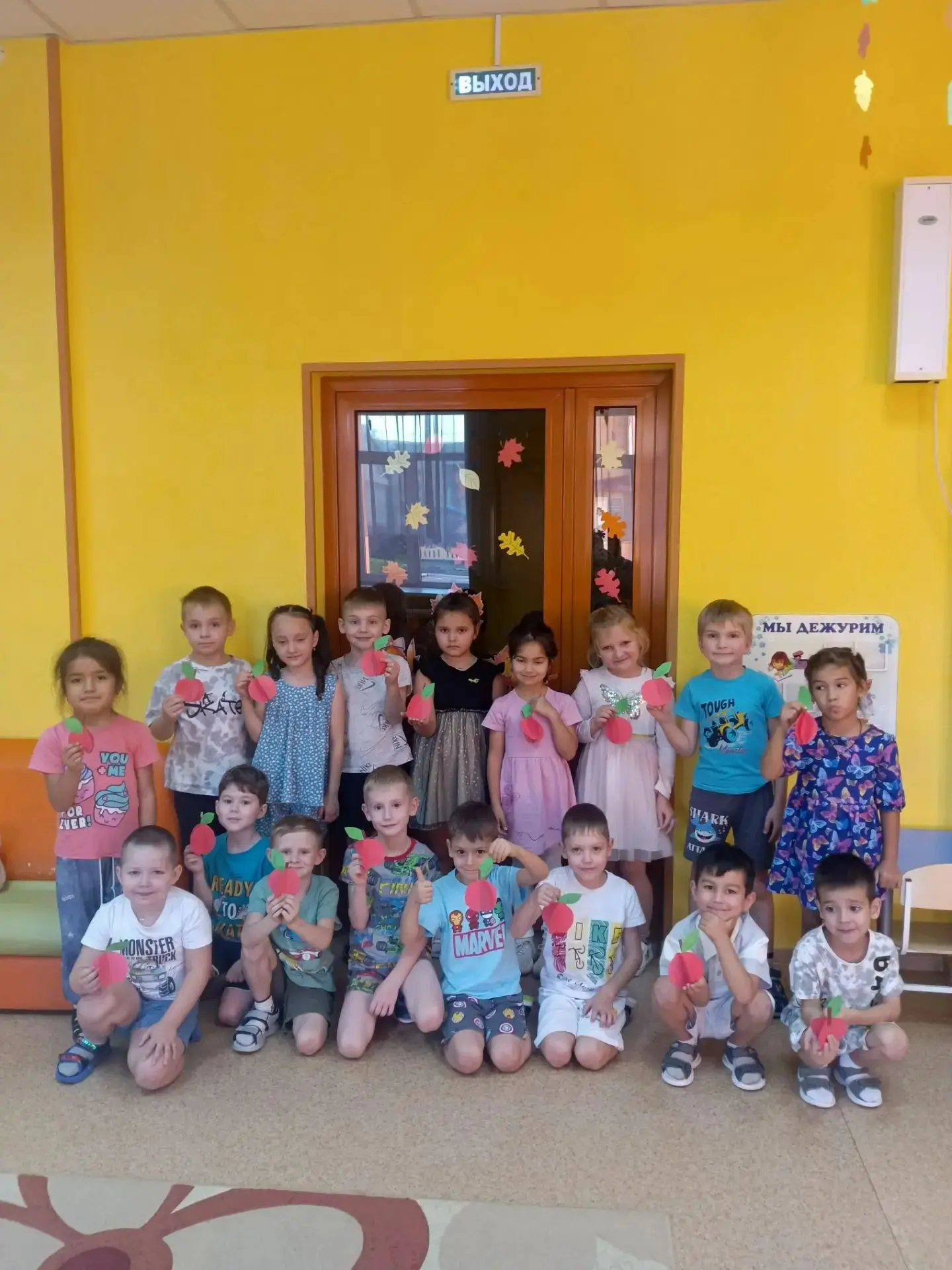 🍎 «Наливное яблочко» в «Веселых ребятах»!