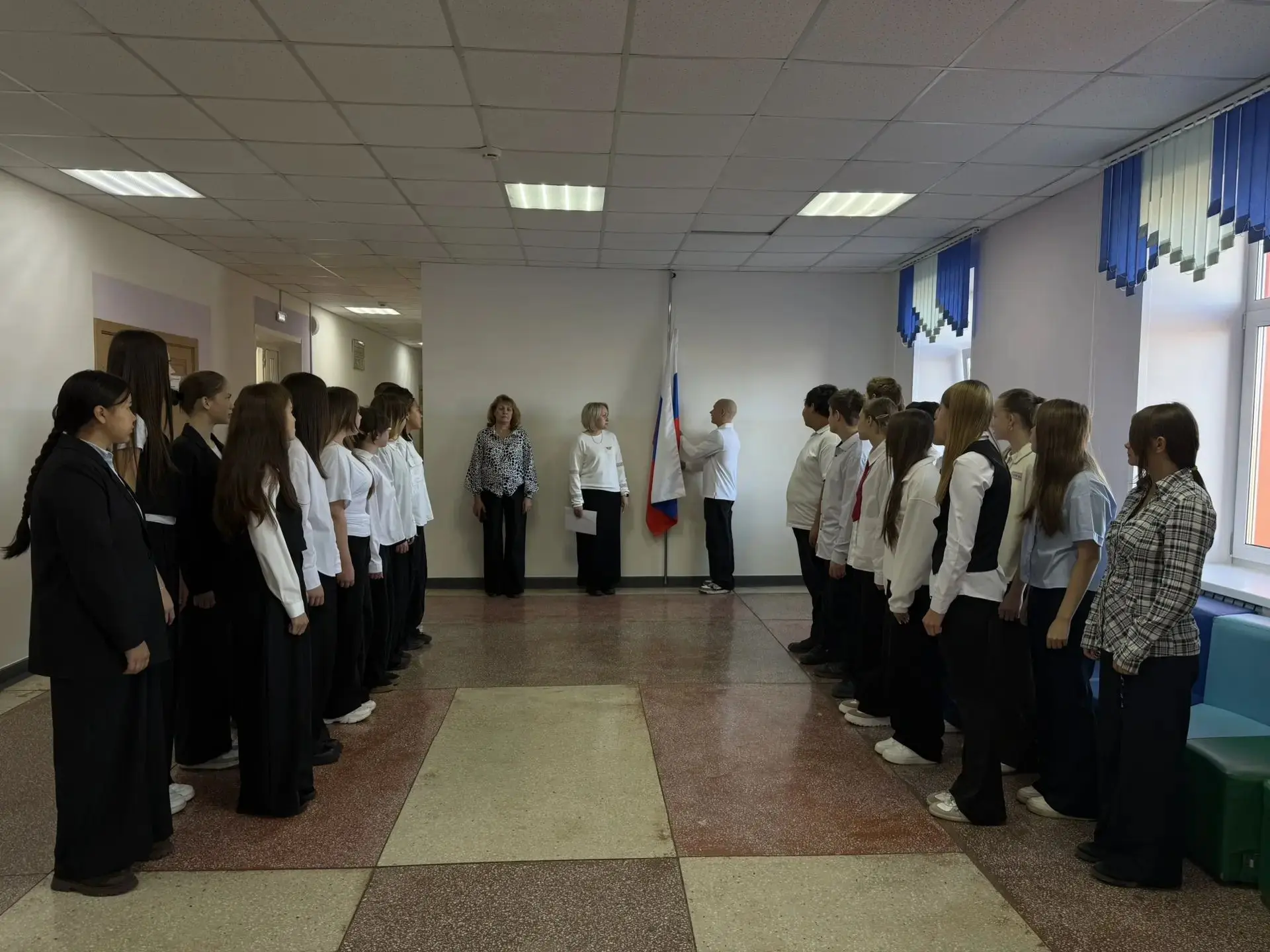 🇷🇺Торжественное начало недели