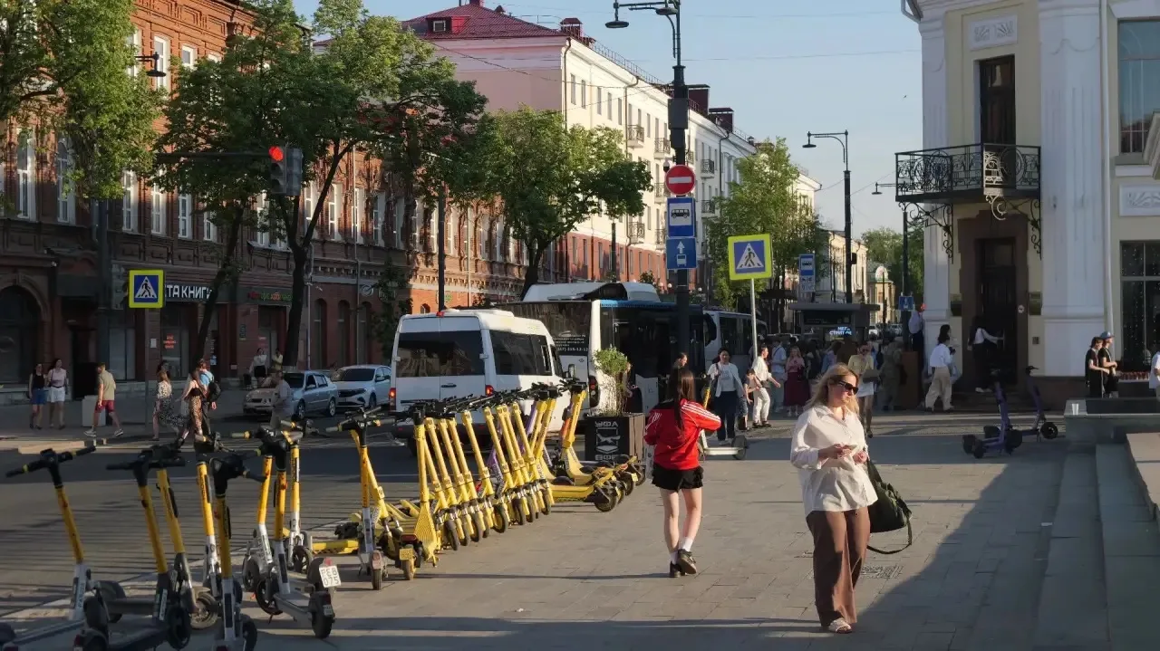 С электросамокатчика, сбившего пенсионерку в Уфе, взыскали 70 тысяч рублей.