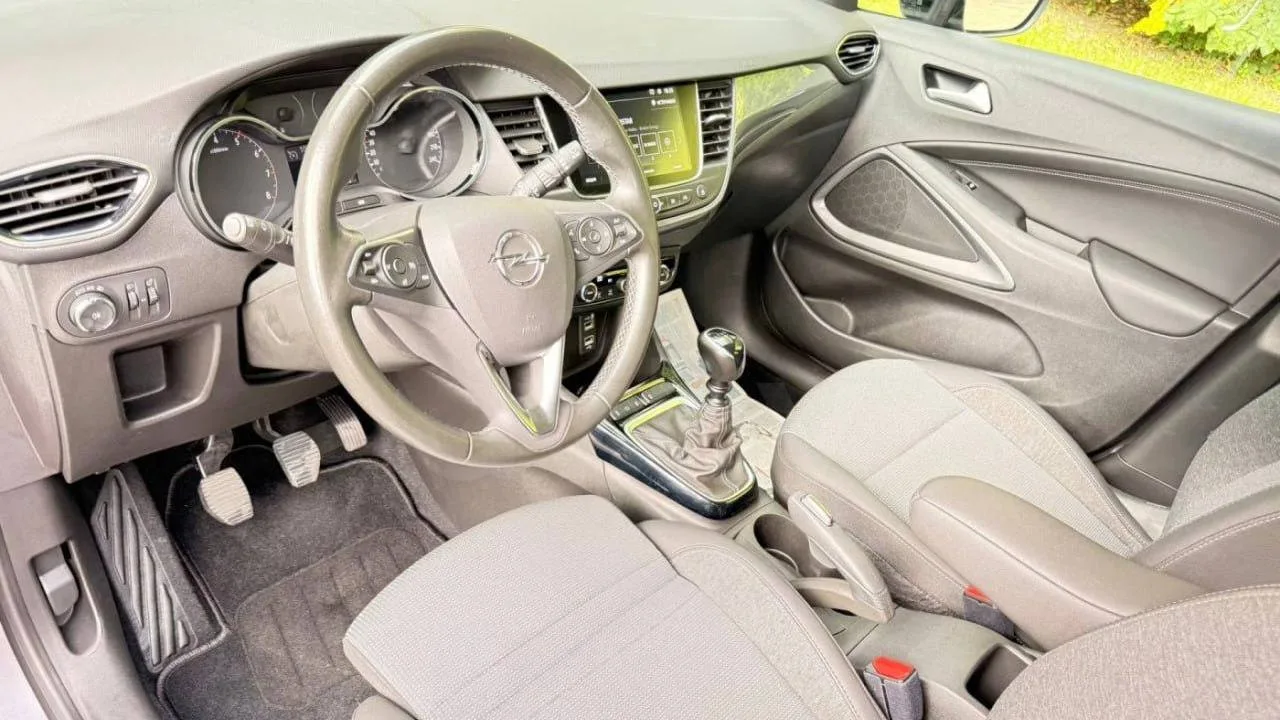 🚘 Opel Crossland X