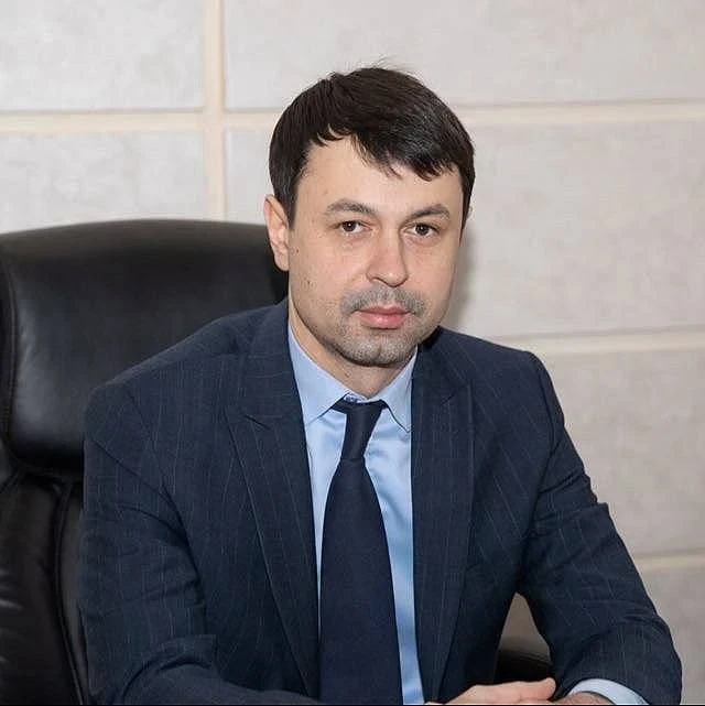 Расул Текеев ушел с поста министра туризма КЧР.