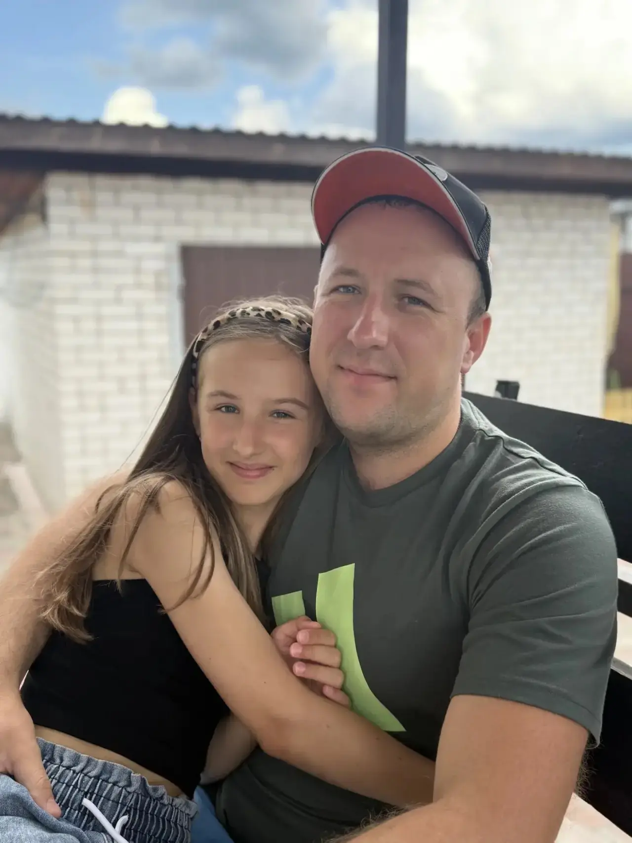 В рамках дней единых действий ко Дню отца Боглаева Полина, ученица 6 А класса (классный...