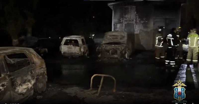 Владельцы 19 машин, сгоревших в Ростове, до сих пор не получили компенсации