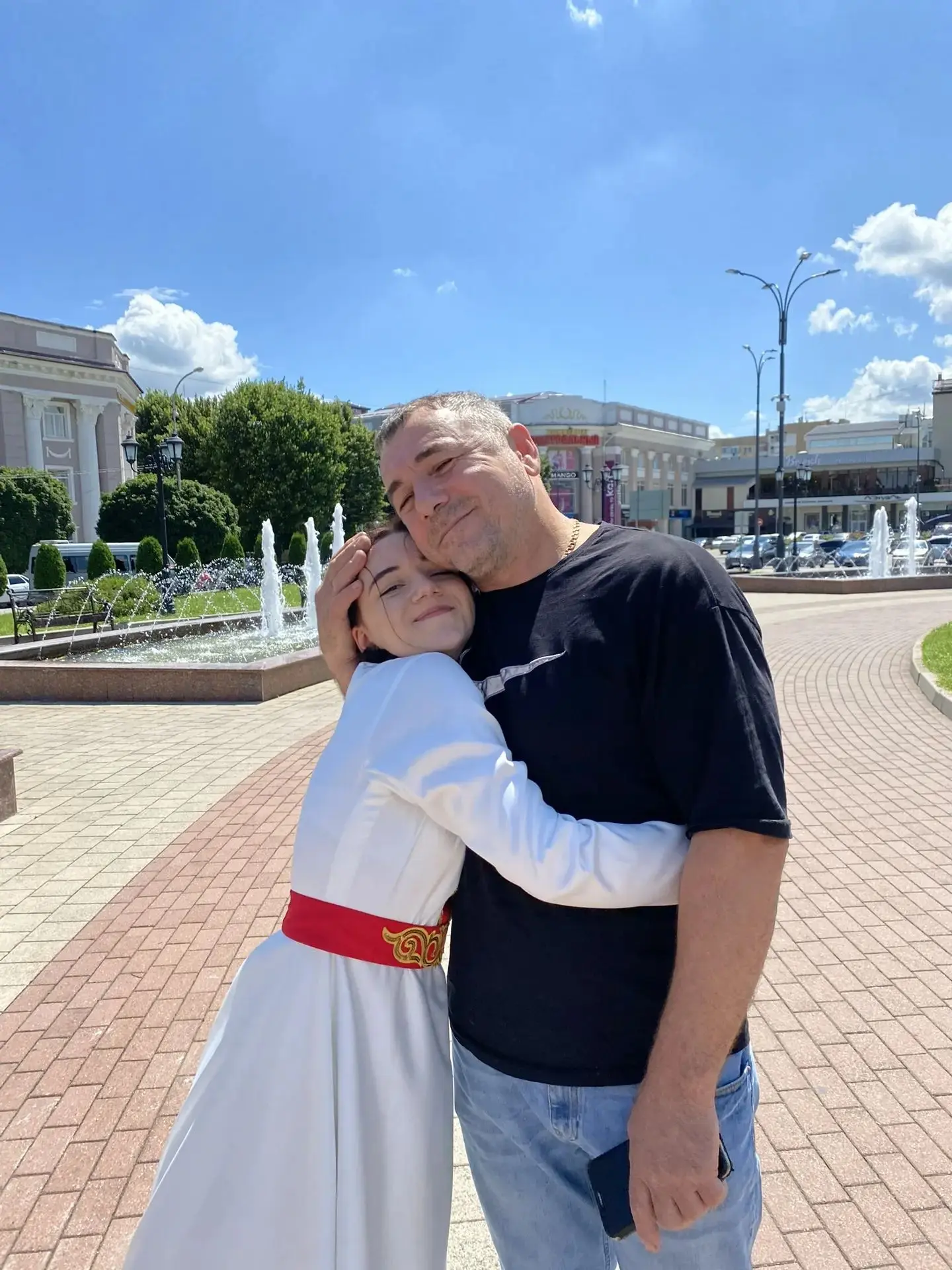 Хаткова Эвелина, 11«Б» класс, участница онлайн-флешмоба «Спасибо, папа!». Мой папа — Ха...