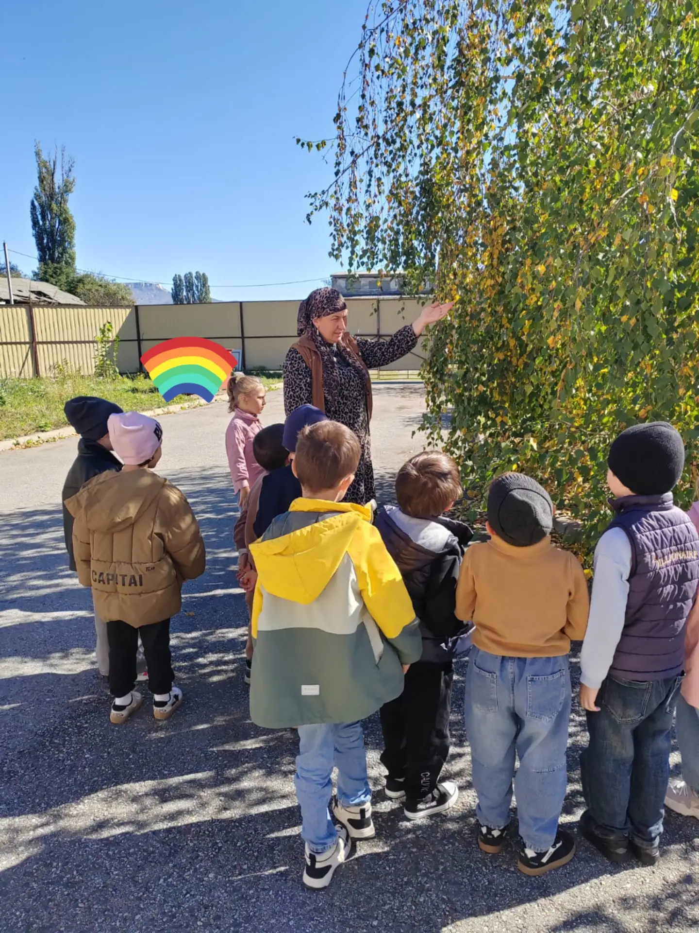 🍁 Настоящая осенняя прогулка в нашей подготовительной группе! 🍂Сегодня наши ребята пр...
