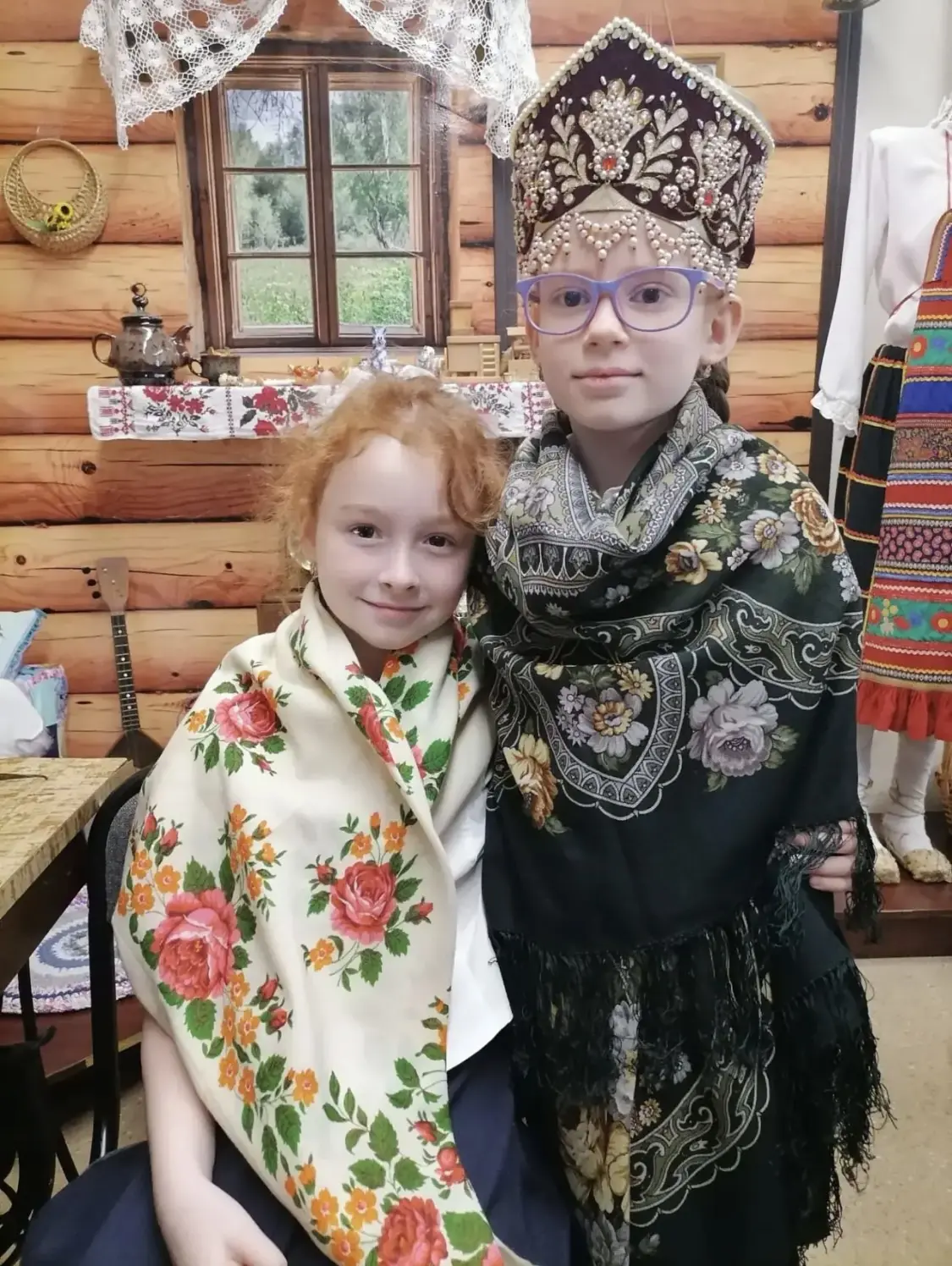 Сегодня ученики 1Б класса побывали в школьном музее. Привела ребят их учитель Елена Вла...