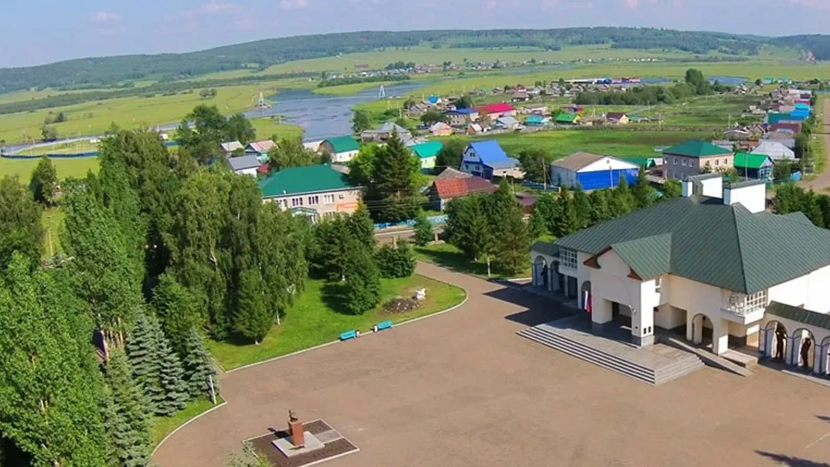 ДЕРЕВЕНЬКА НАША, КАРАТАУЛЫ