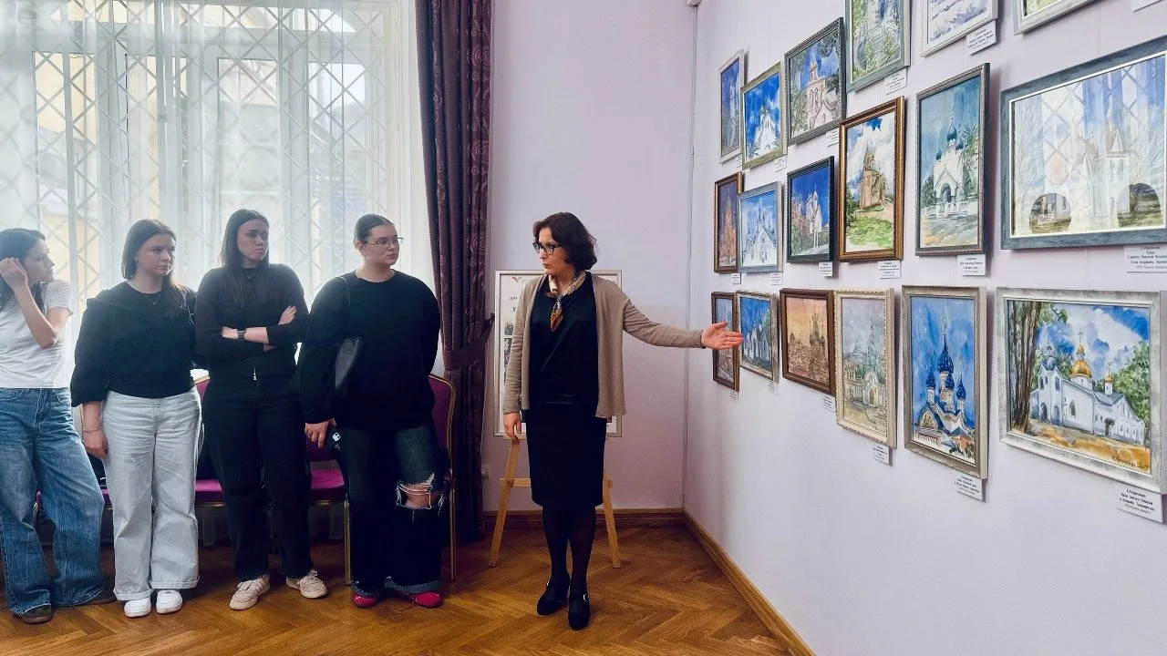 Храмы русского зарубежья: в Краеведческом музее открылась выставка о русской архитектур...