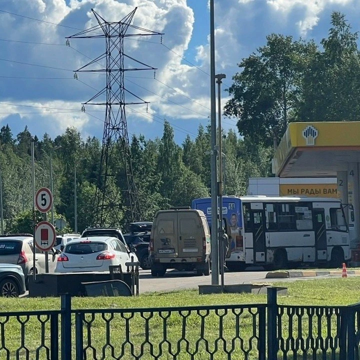 ⛽️🔺В Карелии повысили лимиты на продажу топлива. На всех АЗС «Роснефть» в Карелии лими...