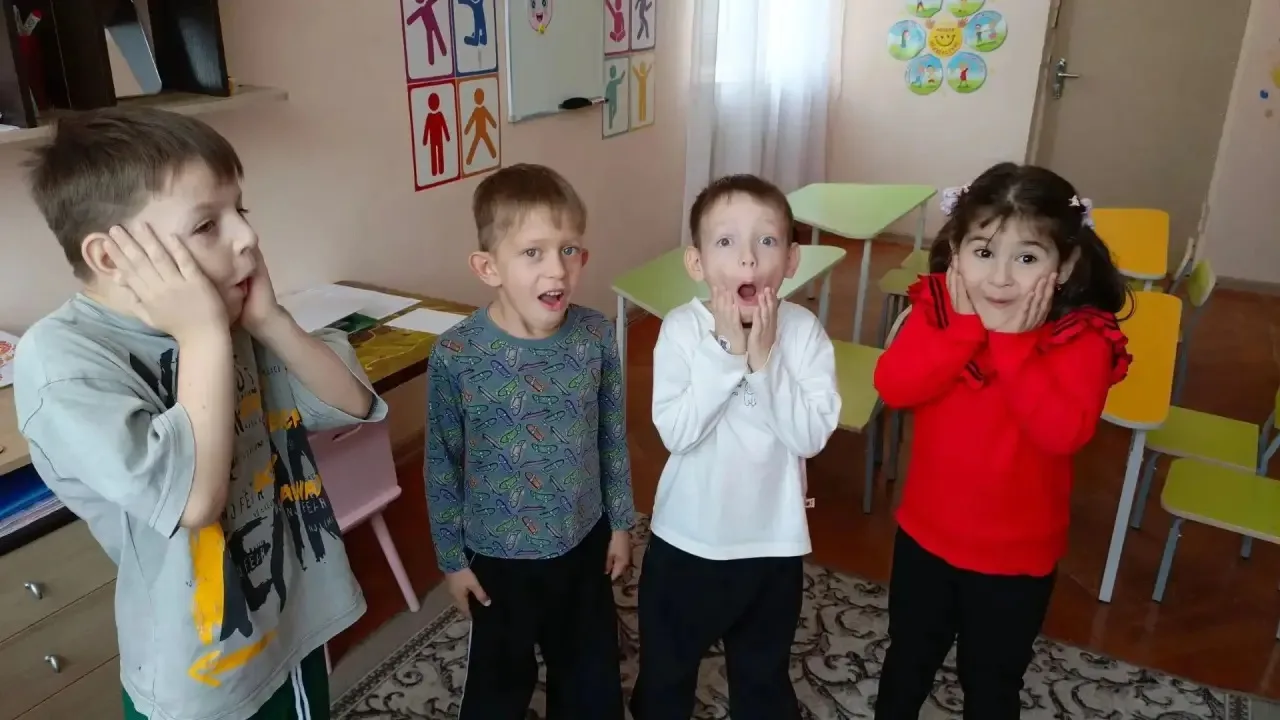 🎉 «Путешествие в мир эмоций» — так называлось наше занятие в подготовительной группе в...