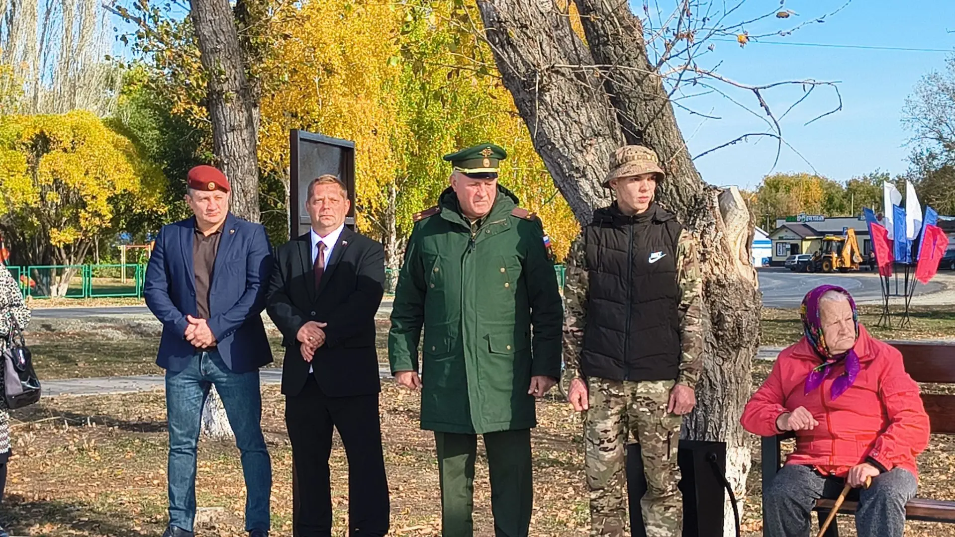 На возведение мемориала в Новоярках было израсходовано порядка 1,4 млн рублей по програ...