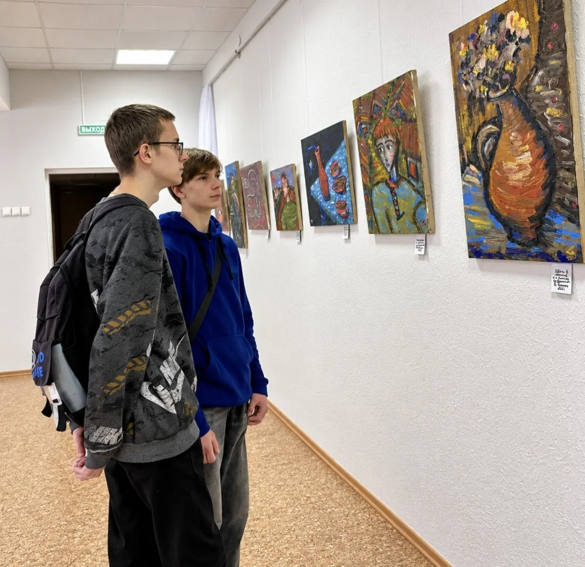 В Отрадном открылась персональная выставка Артёма Бурлакова