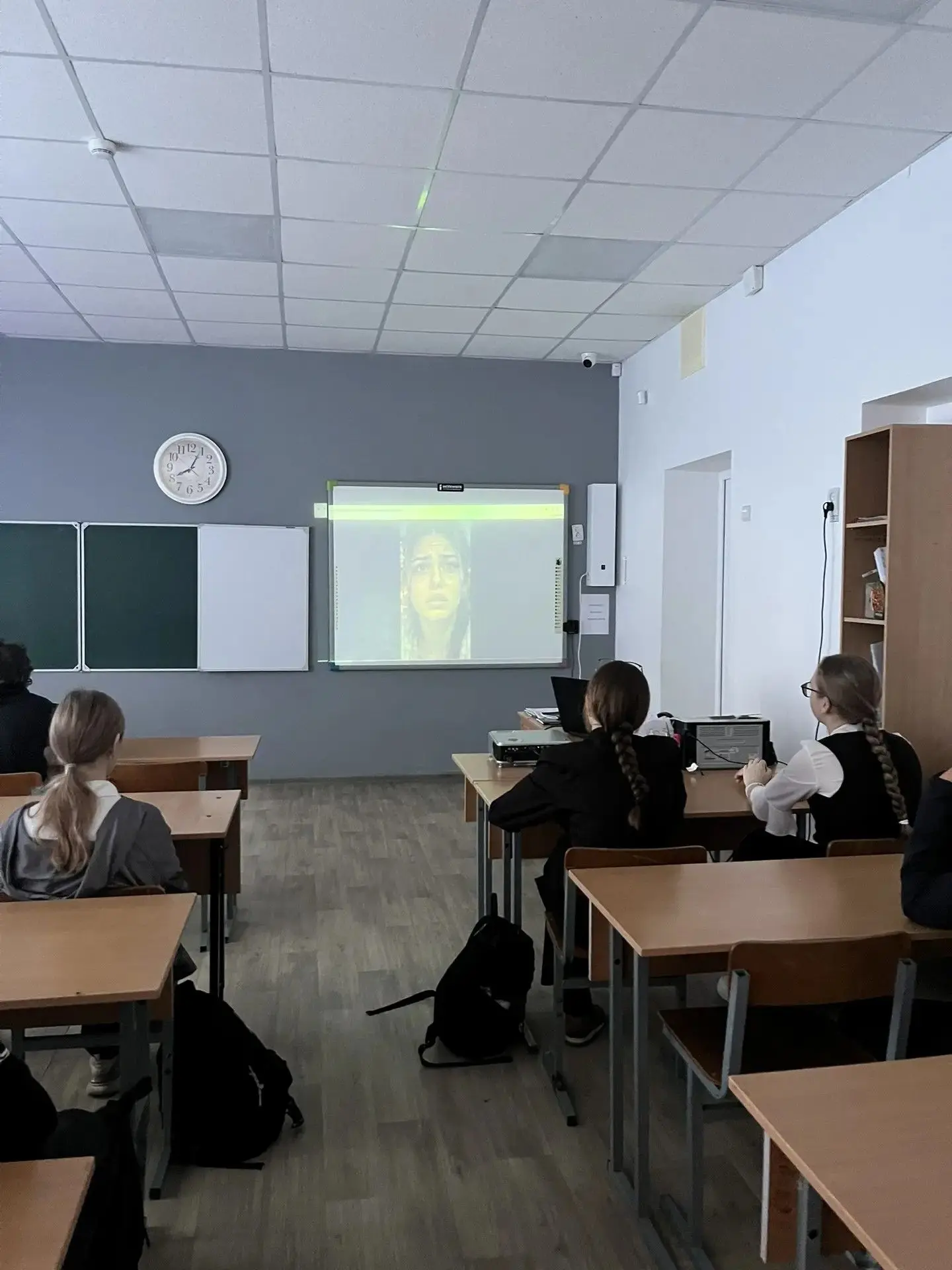 В нашей школе прошли профилактические беседы с учащимися среднего звена о серьёзной юри...