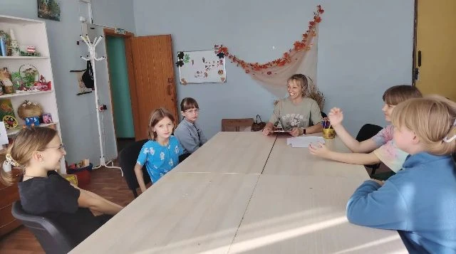 🎉 Сегодня в нашем Доме культуры прошла увлекательная викторина «Зелёный, жёлтый, красн...