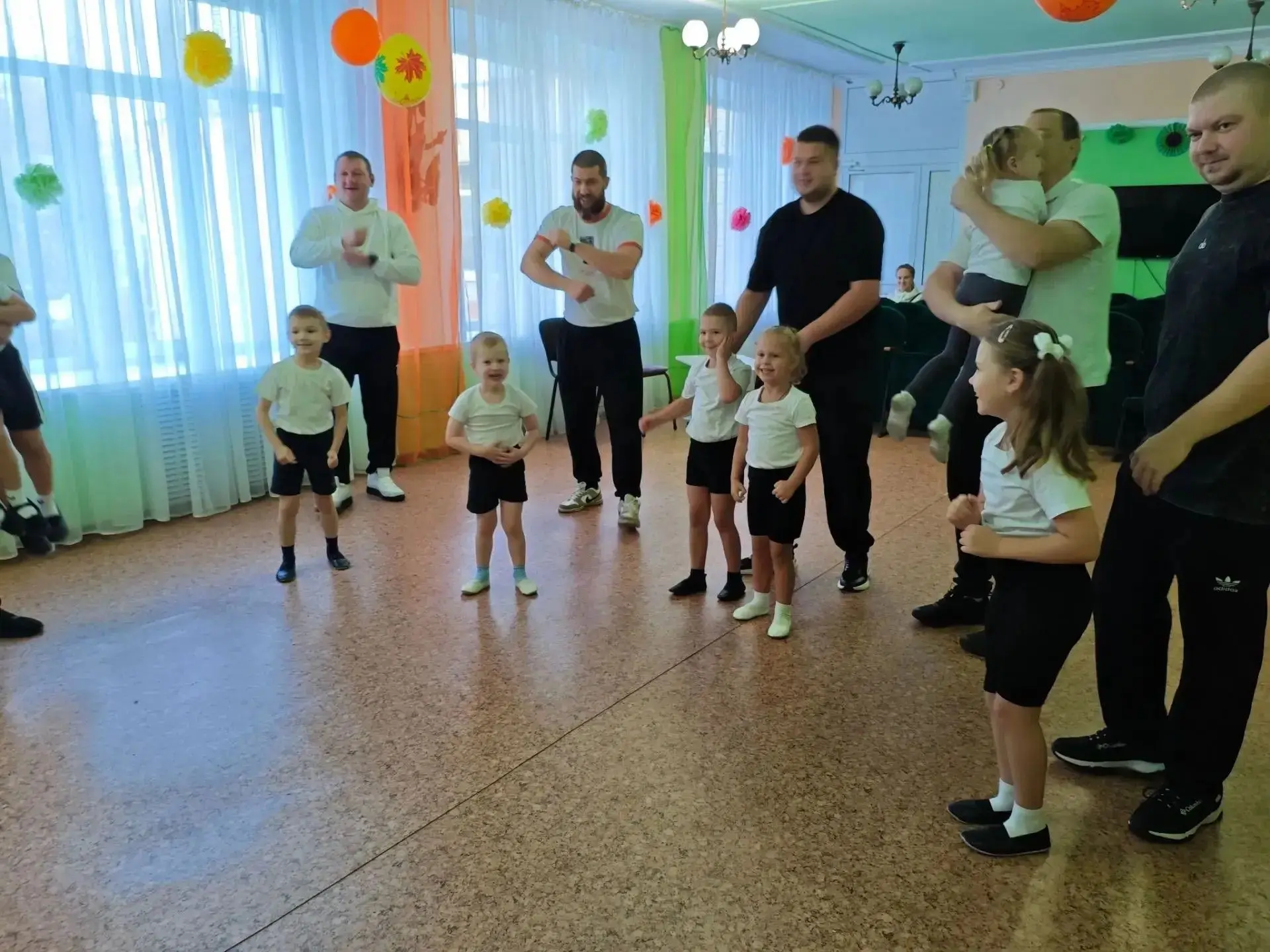 🎉Сегодня в преддверии Дня Отца утро в нашем детском саду началось не просто с зарядки,...