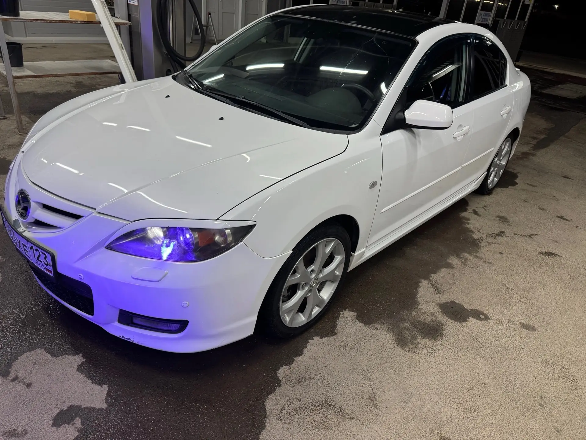 Продам Mazda 3, 2.0 л, 2008 год. Цена: 670 000 рублей.