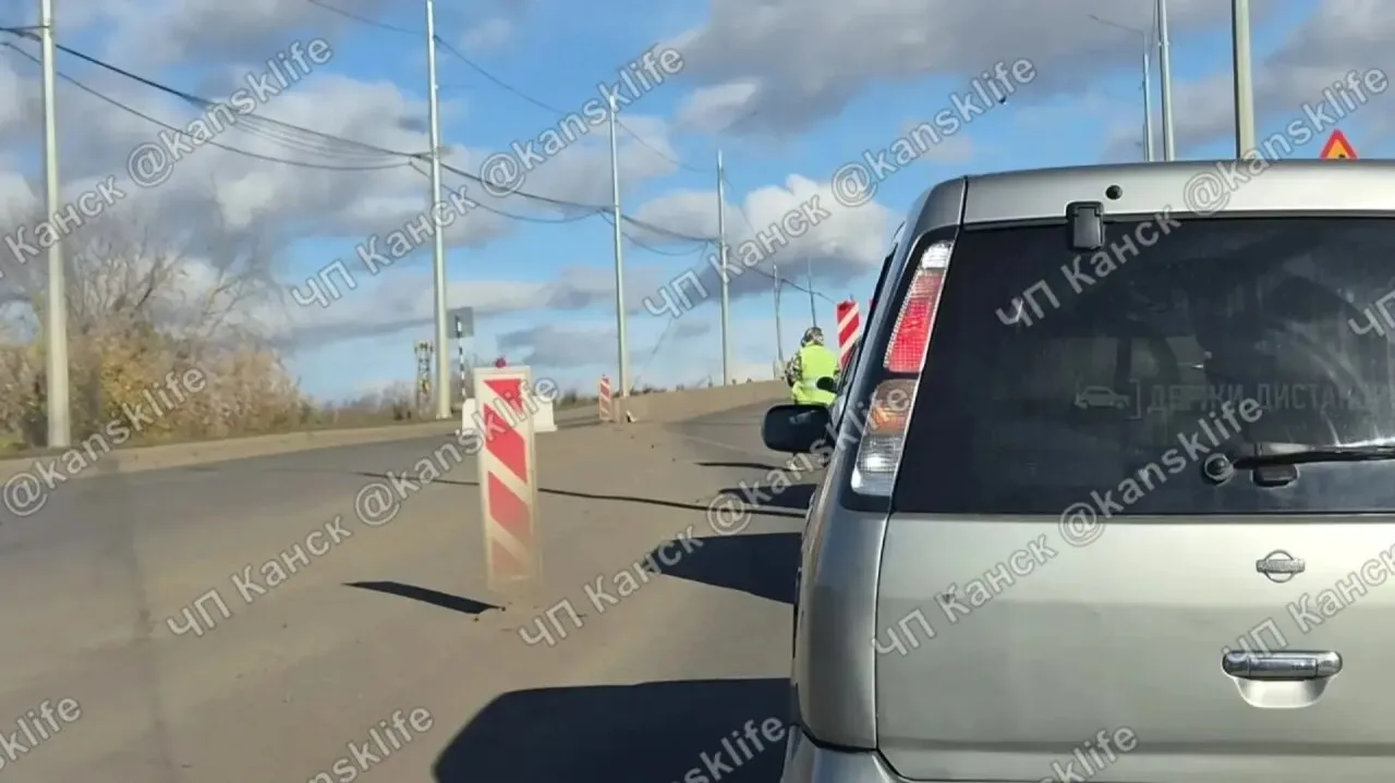Автомобилисты сообщают, что сегодня на виадуке Эйдемана — Некрасова проводился ремонт п...