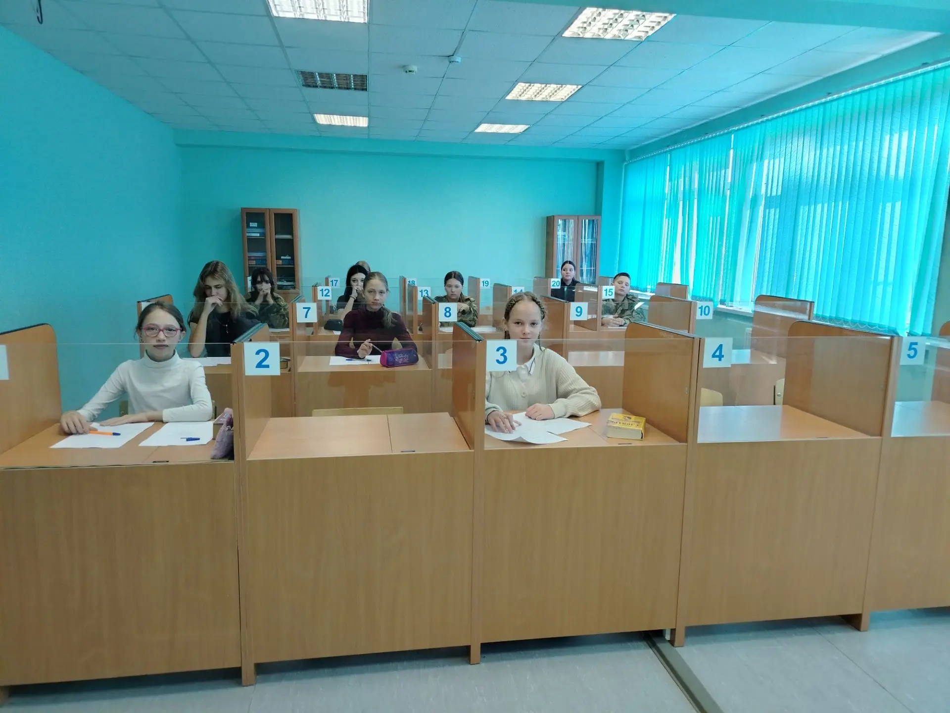 Let’s speak English! Сегодня прошел школьный этап ВсОШ по английскому языку!