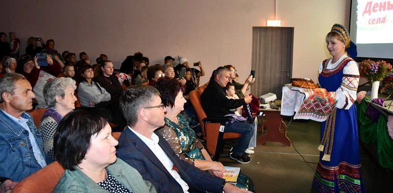 В Верхнебалыклейском сельском поселении отметили День села | Быково-медиа https://bykov...