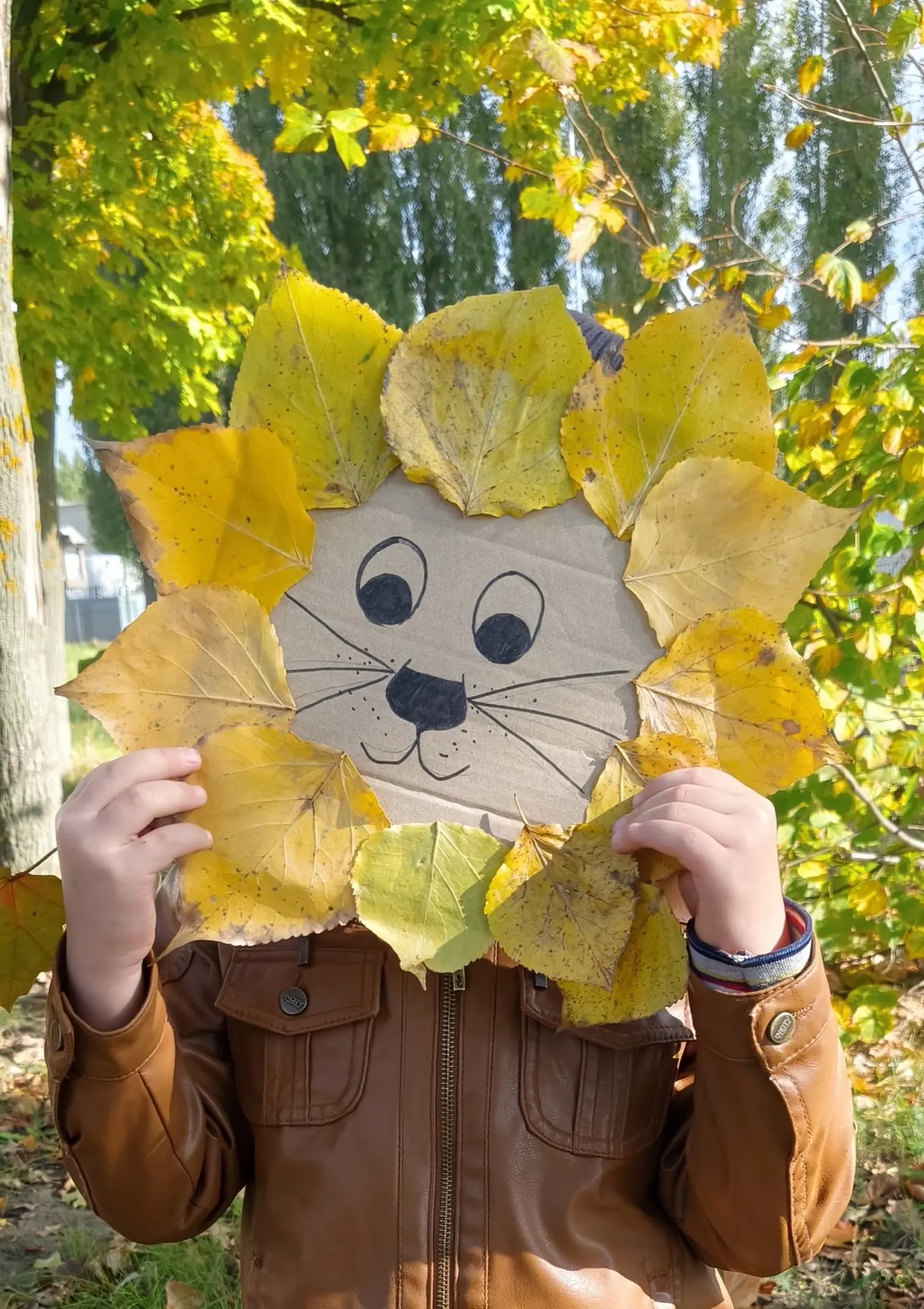 Осень — отличное время для творческих занятий на свежем воздухе. 🍁🌿🍂