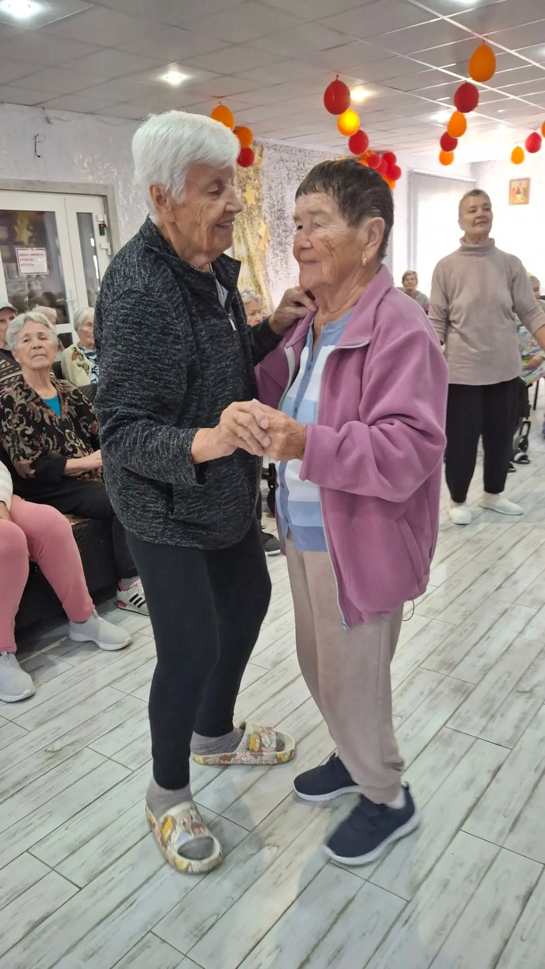 Фото