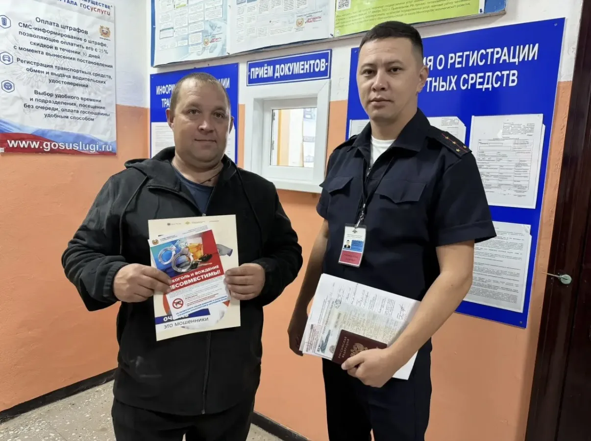 В Ахтубинском и Енотаевском районах Госавтоинспекция провела акции по популяризации Гос...