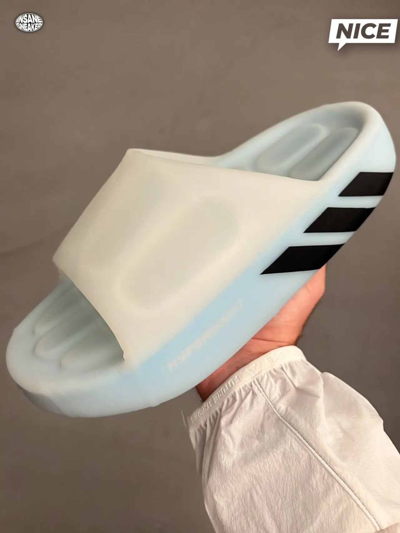 🌬️ Тапки для прохлады от Adidas