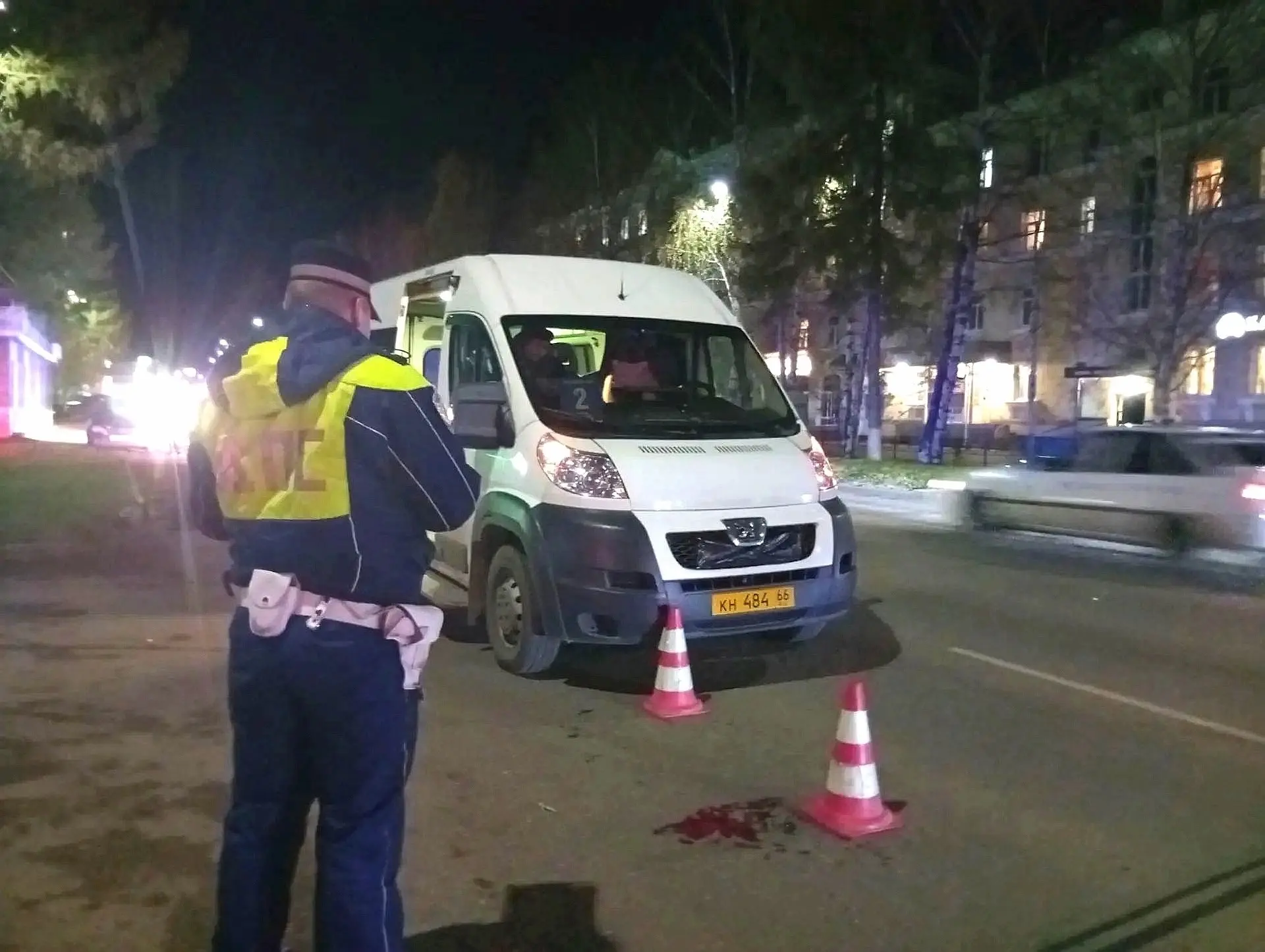 Автобус №2 в Серове сбил пешехода на Ленина — мужчина в травмпункте
