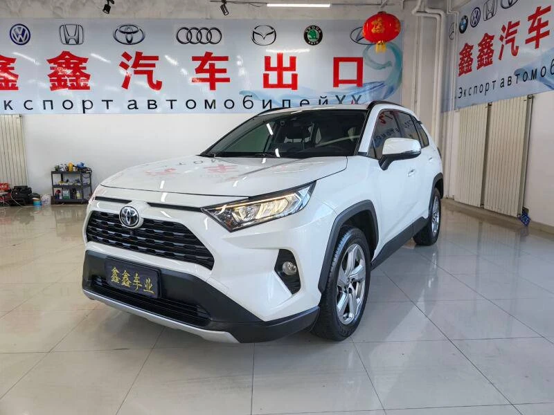 🚙 Toyota RAV4 2020
