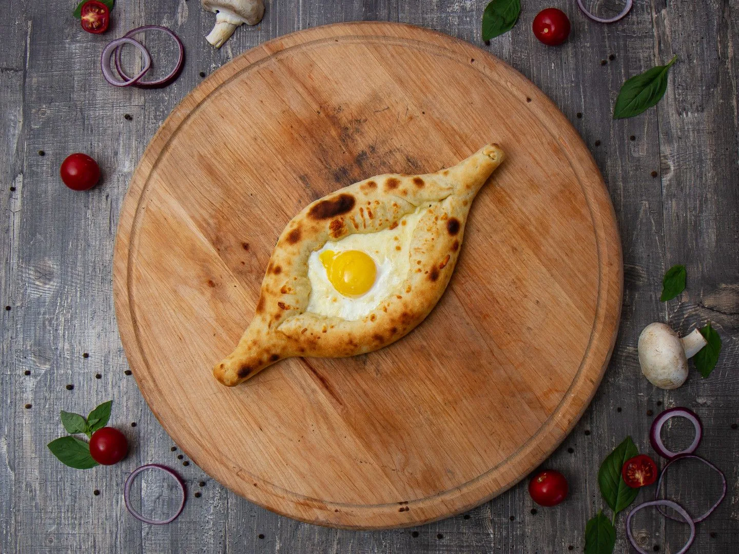 🧀 Хачапури — король грузинского стола: когда один кусочек — это уже праздник! 💛