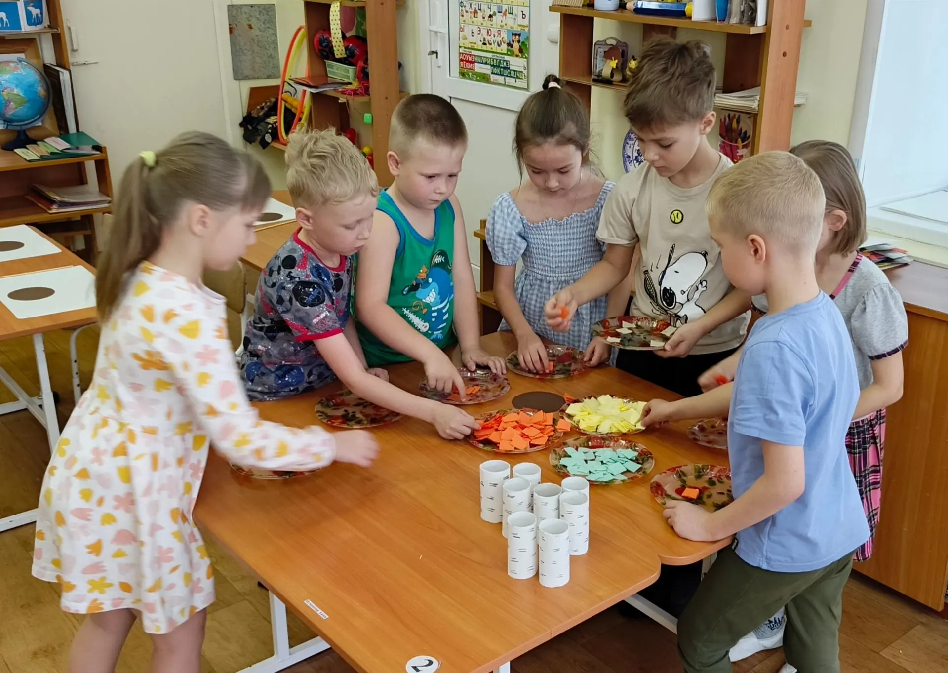 Сегодня в нашей группе"Бабочка" прошло увлекательное ООД конструирование с элементами а...