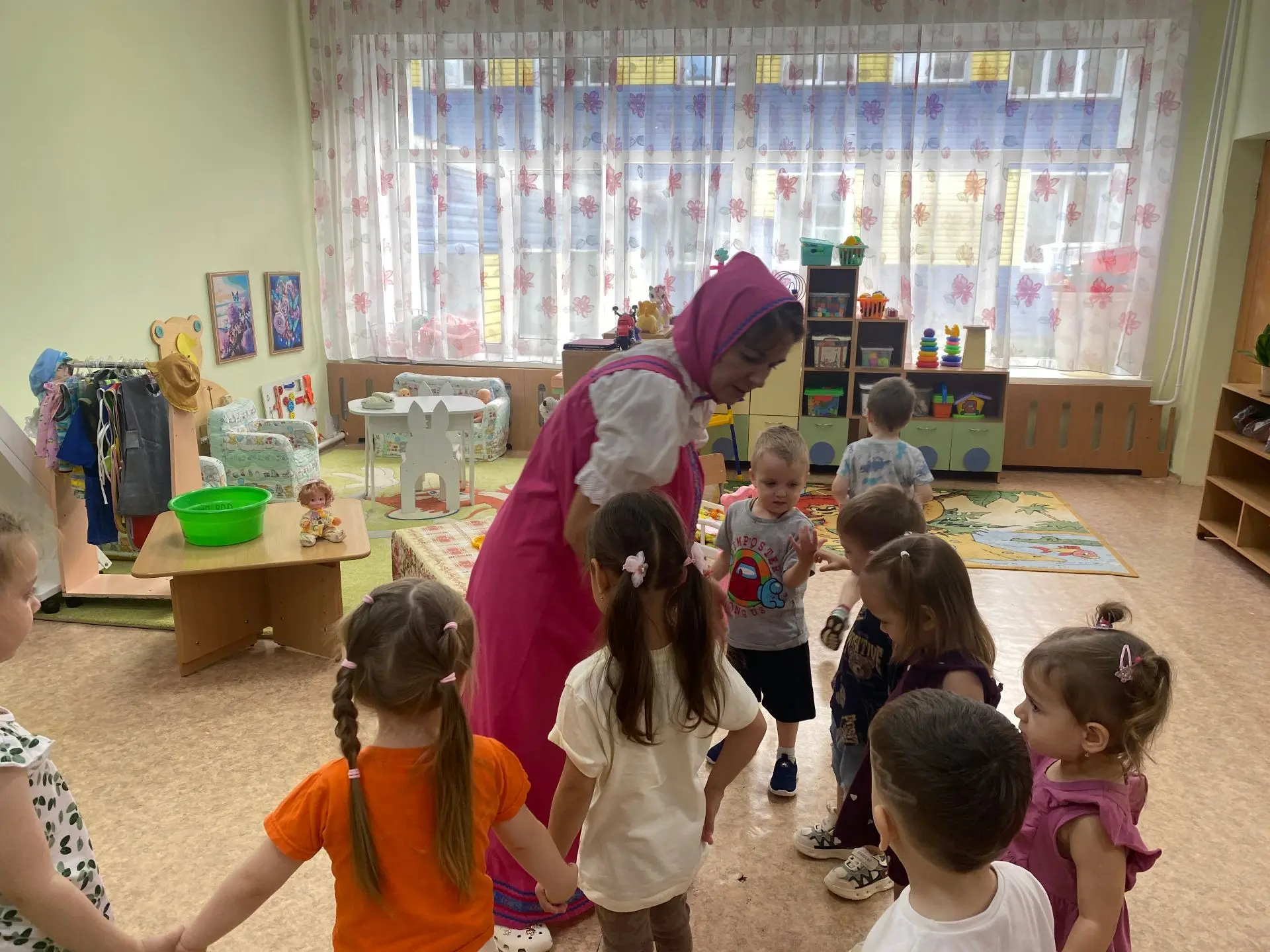 «В гости к нам пришла матрешка»