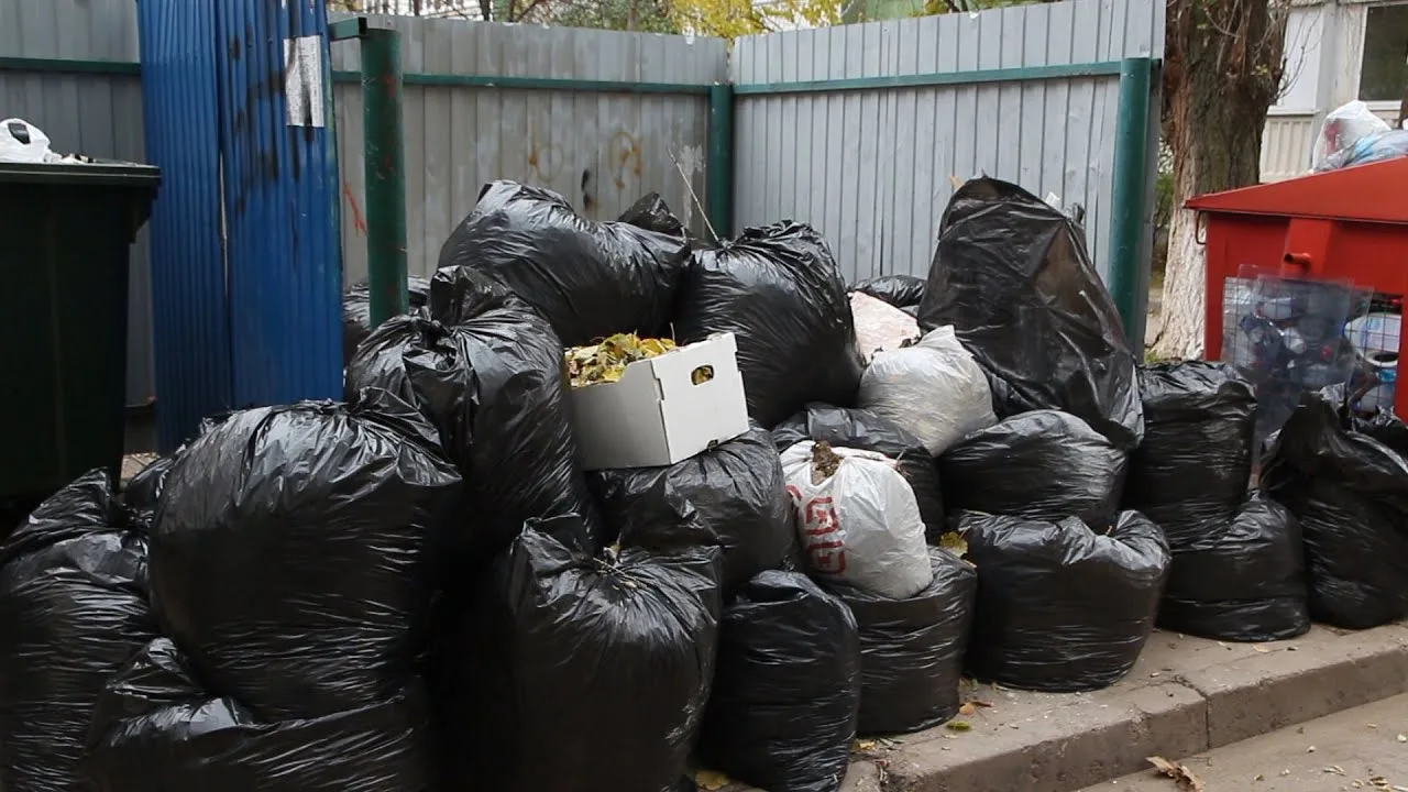 ♻️ Контейнерная площадка — не место для предпринимательских отходов!